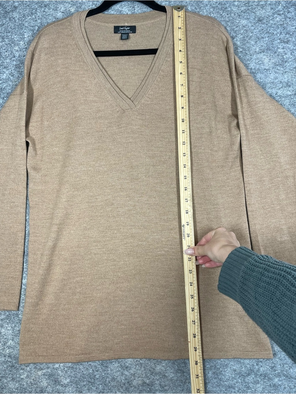 Lord & Taylor Merino Wool Sweater Beige V-Neck Size M Minimalist Classic - Picture 8 of 14
